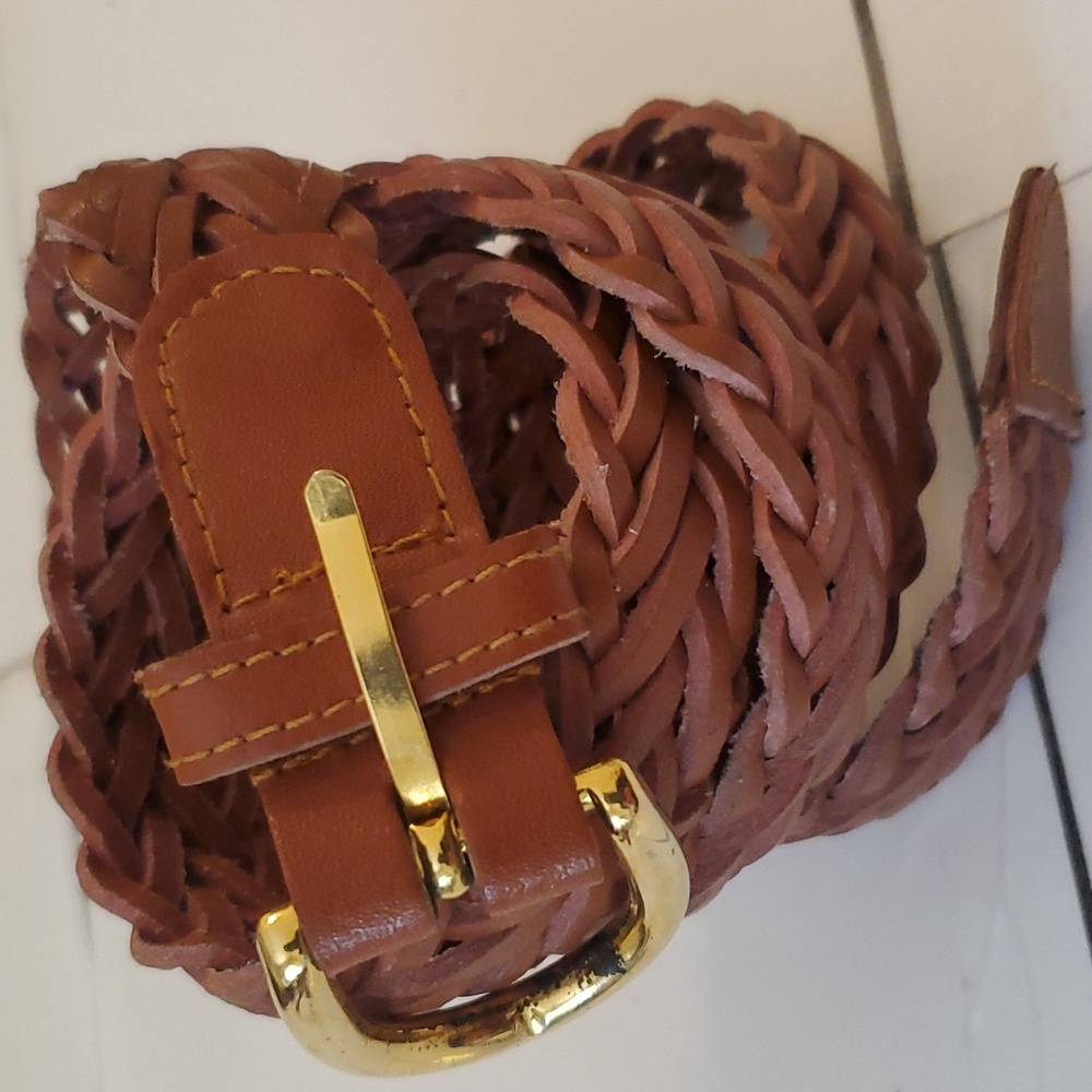 New womens braided leather brown belt size 32" & 36"